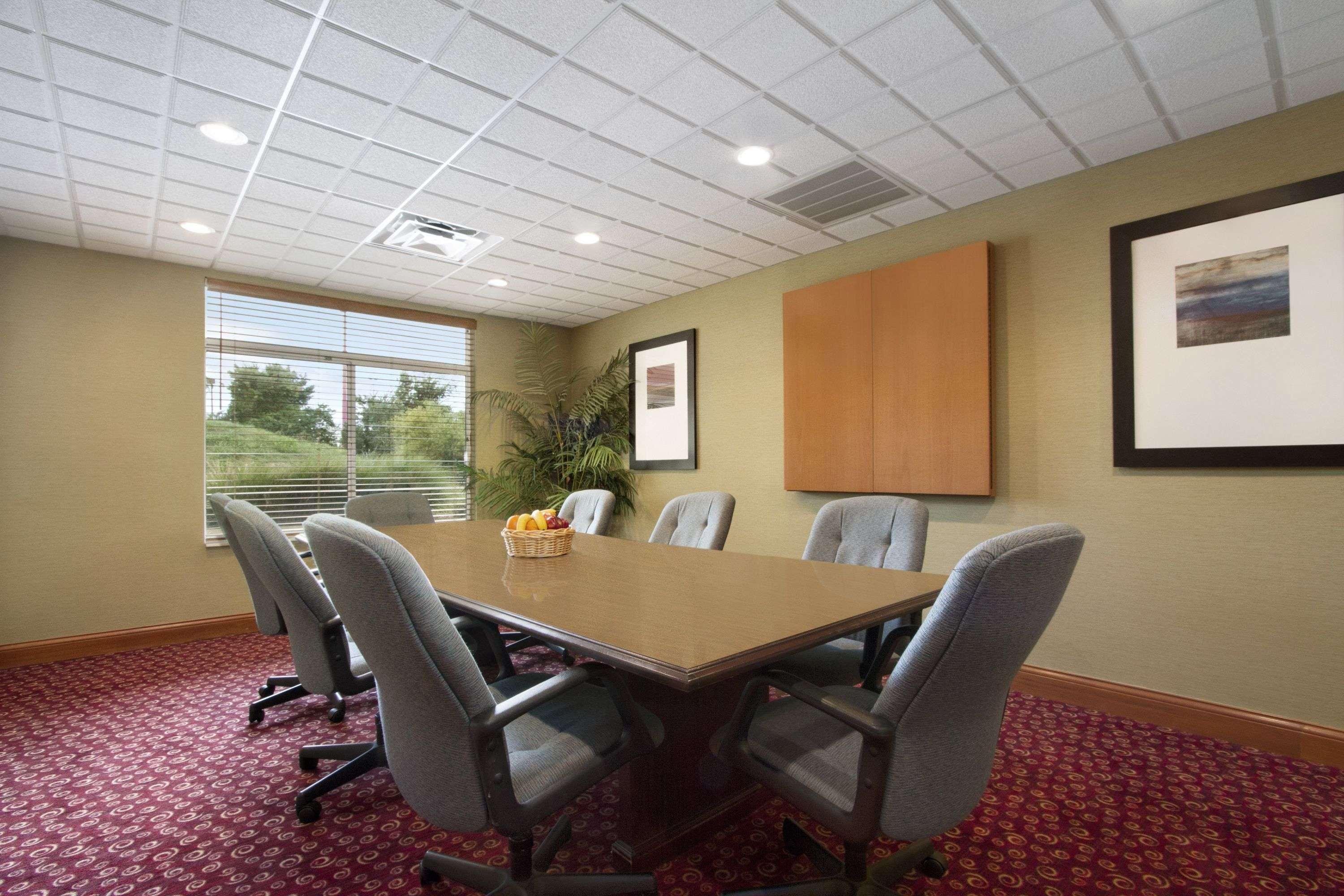 Wingate By Wyndham - 3*