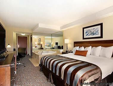 Hotel Wingate By Wyndham - 3*